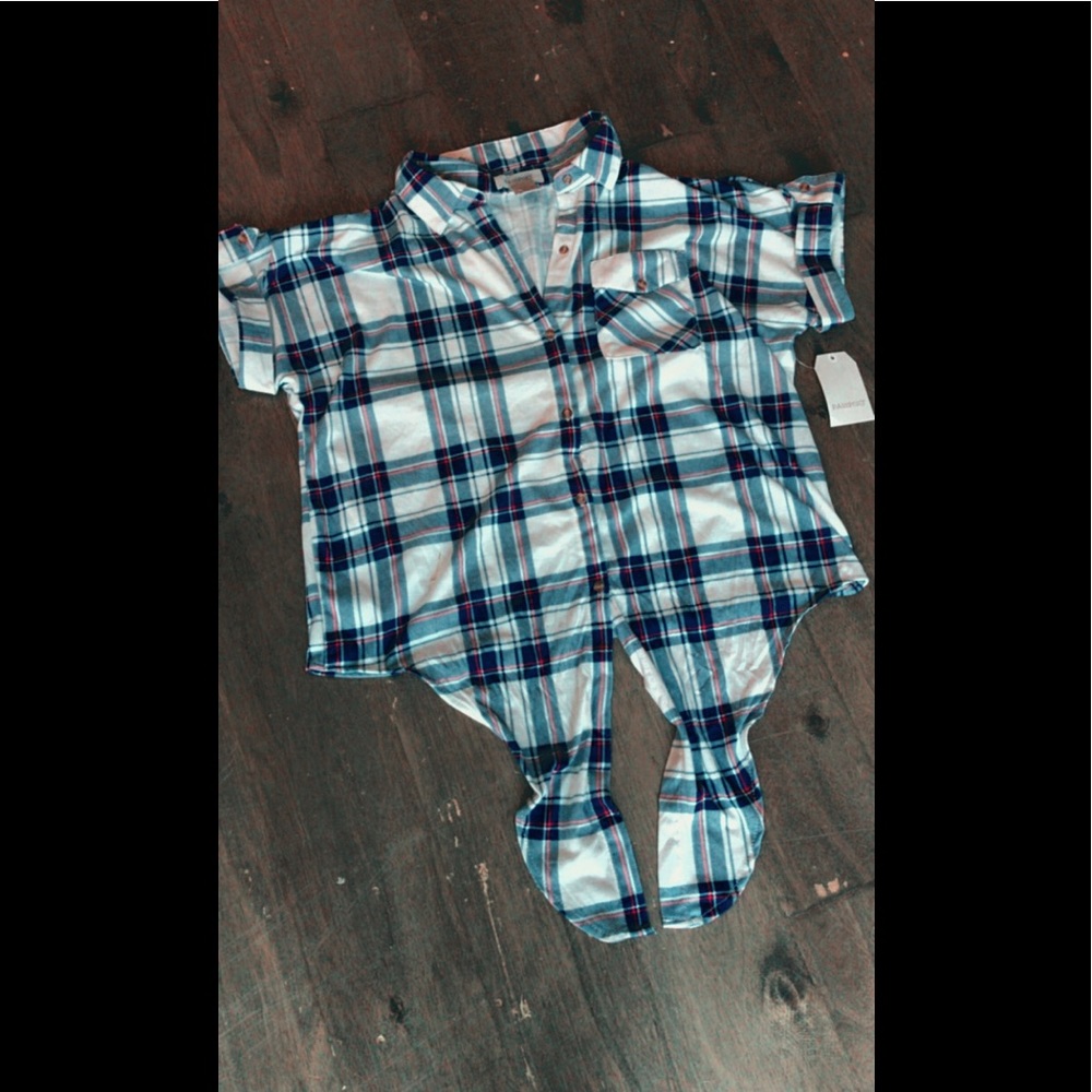 Women’s Flannel Top